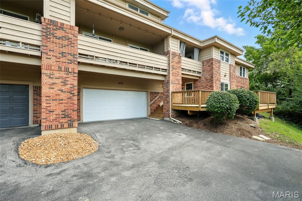 Property Photo:  1022 Claytonbrook Drive  MO 63011 