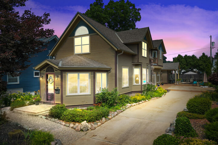 162 Wilson Ave  West Bend WI 53090 photo