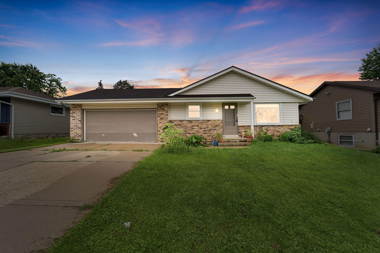 Property Photo:  3408 Oakwood Dr  WI 53406 