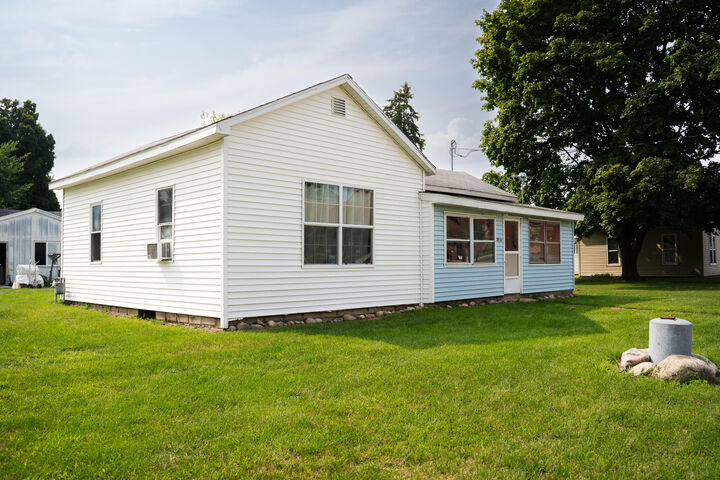 2856 Bird Lake Road S  Osseo MI 49266 photo