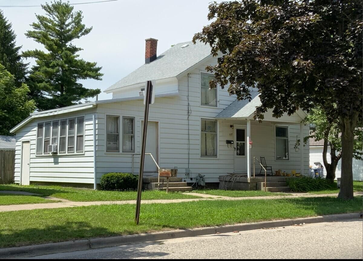 Property Photo: 117 Marion Avenue SW MI 49504