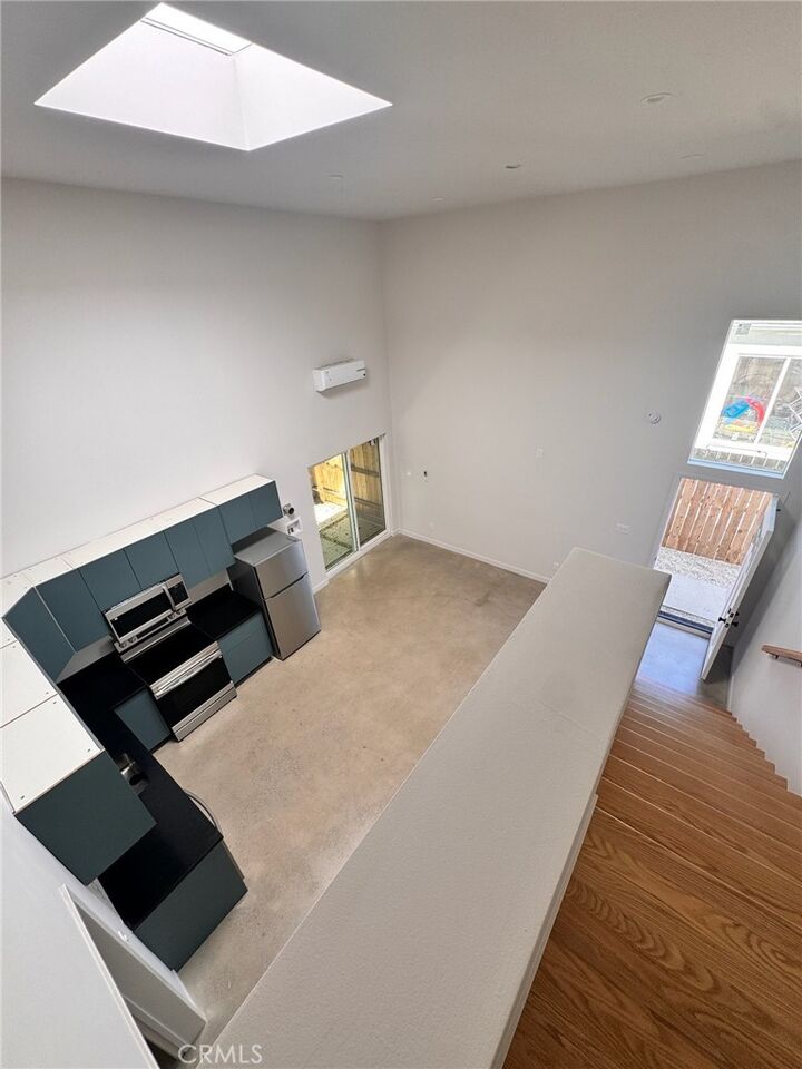 Property Photo:  11320 Bessemer  CA 91406 