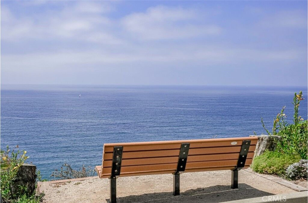 Property Photo: 639 Paseo De La Playa 305 CA 90277