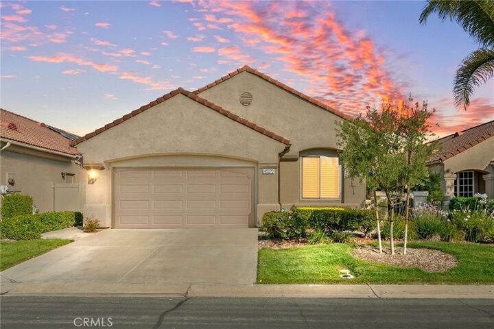 Property Photo: 40070 Corte Fortuna CA 92562