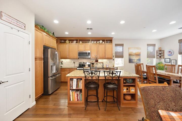 Property Photo:  9763 Dartwell Way  CA 95829 