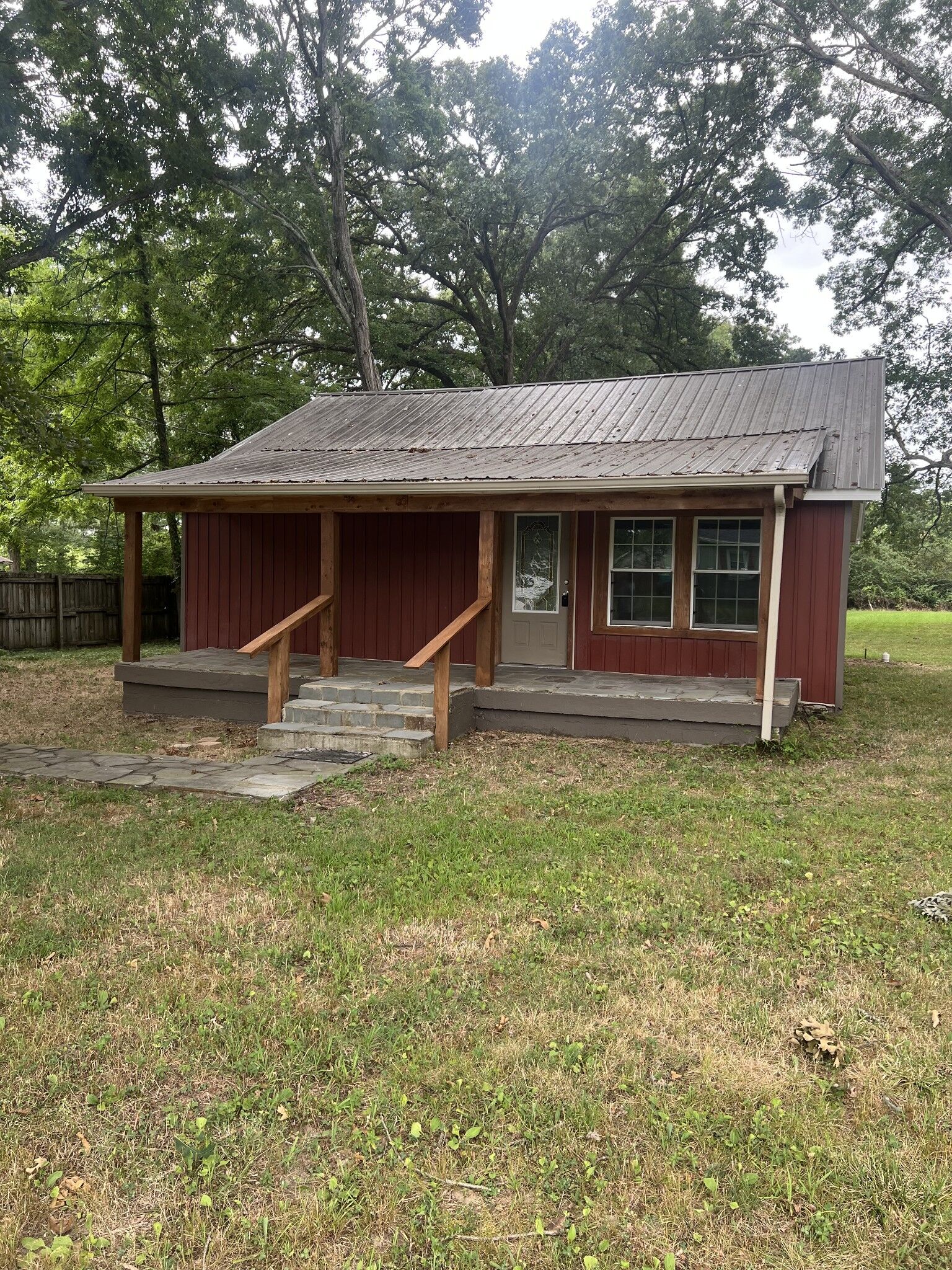Property Photo:  502 E Monroe St  TN 37388 