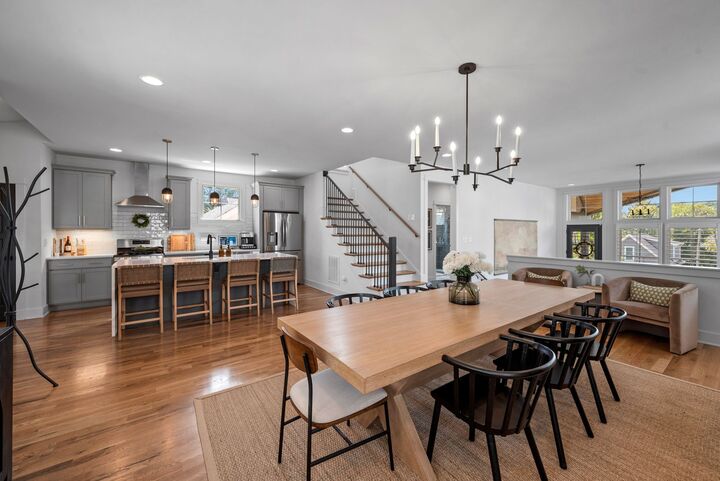 111 S 15th St  Nashville TN 37206 photo