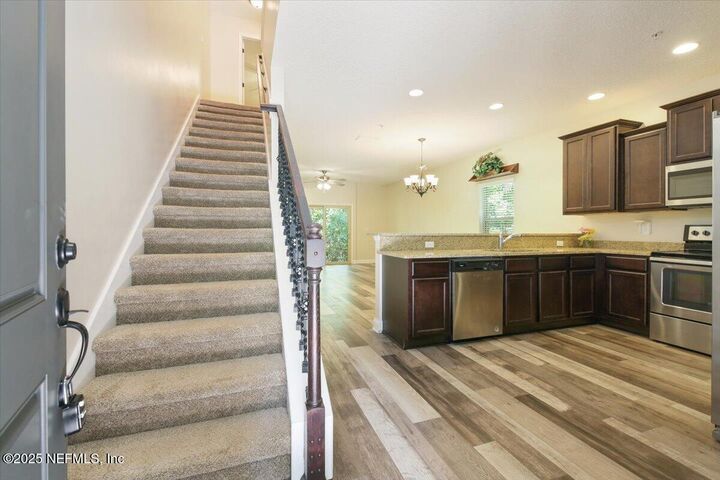 Property Photo: 4182 Quiet Creek Loop FL 32068