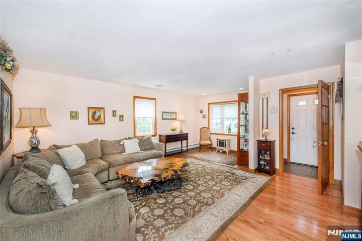 Property Photo:  38 Forest Way  NJ 07013 