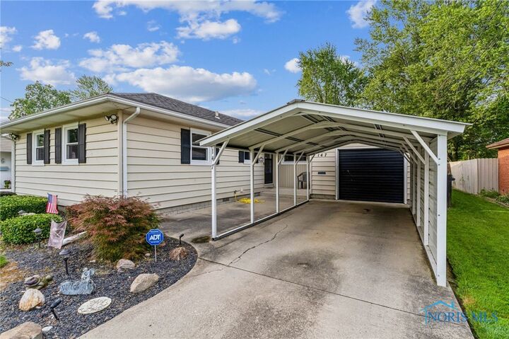 Property Photo:  147 Bell Avenue  OH 45840 