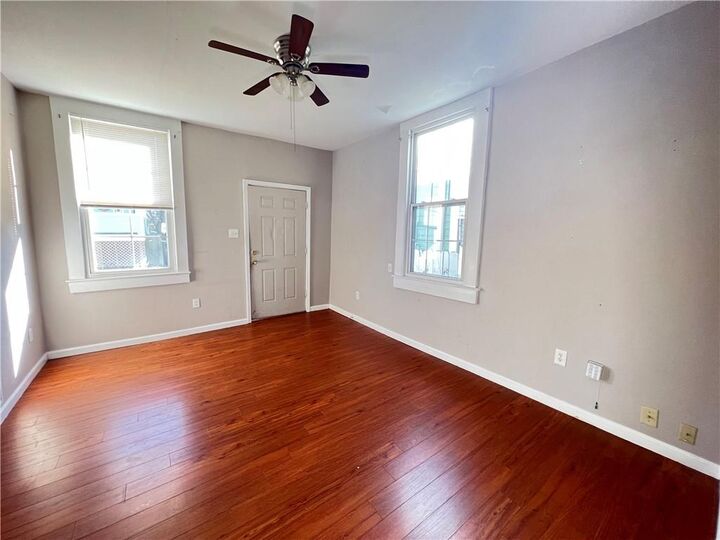 Property Photo:  3519 S Tonti Street  LA 70125 