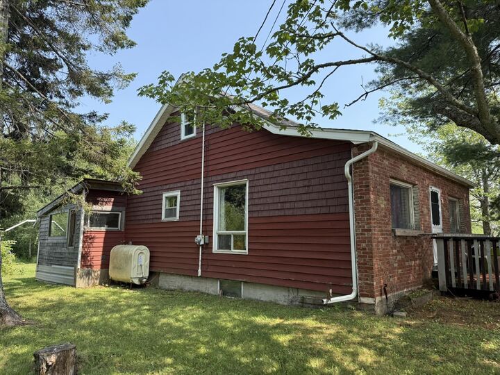 Property Photo:  152 Cordova Street  NS B4H 2L1 