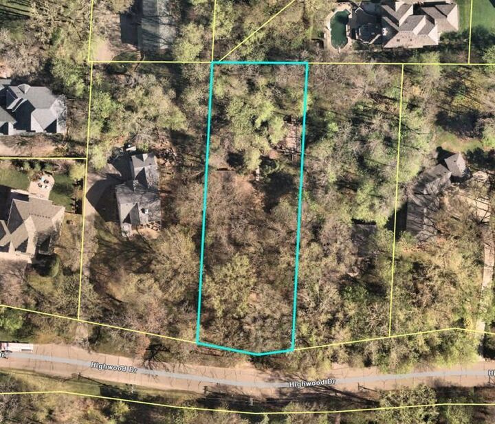 15320 Highwood Drive  Minnetonka MN 55345 photo