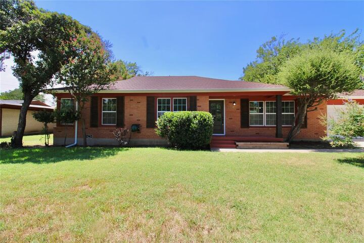 Property Photo:  7004 Deville Drive  TX 76180 