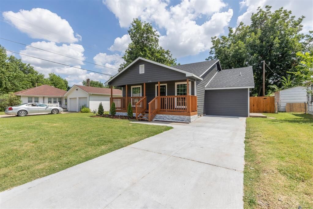 Property Photo: 6706 NW 48th Street OK 73008