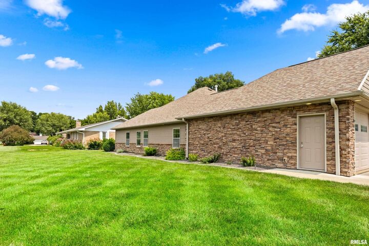 Property Photo: 23 Magrabl Drive IL 61520