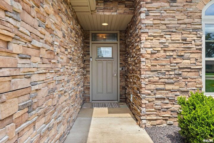 Property Photo:  23 Magrabl Drive  IL 61520 