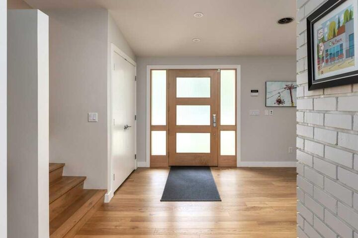 Property Photo:  56 Massey Place SW  AB T2V 2G5 