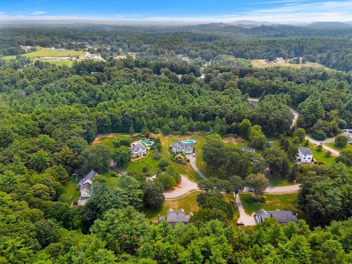 Property Photo: 95 Overlook Dr MA 01450