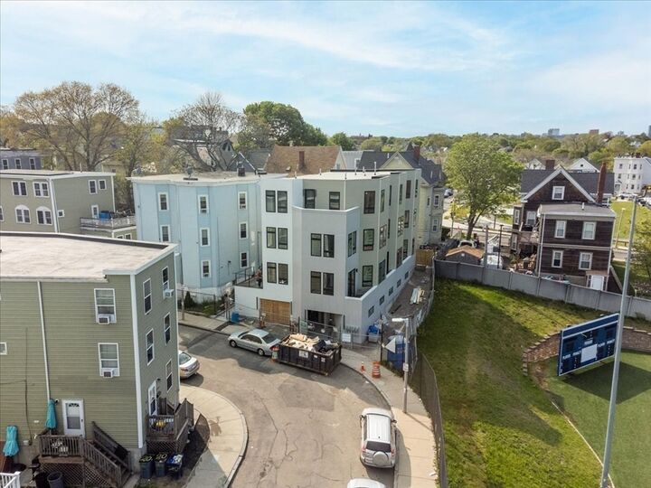 29 Woodford St 2  Boston MA 02125 photo