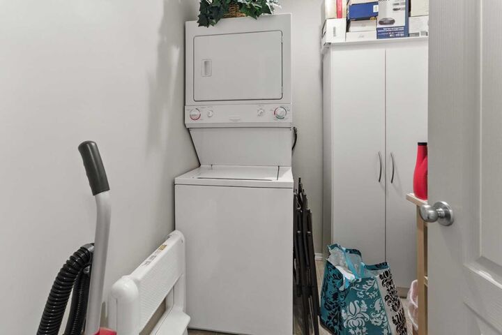 Property Photo: 3730 50 Avenue 305 AB T4N 3Y8