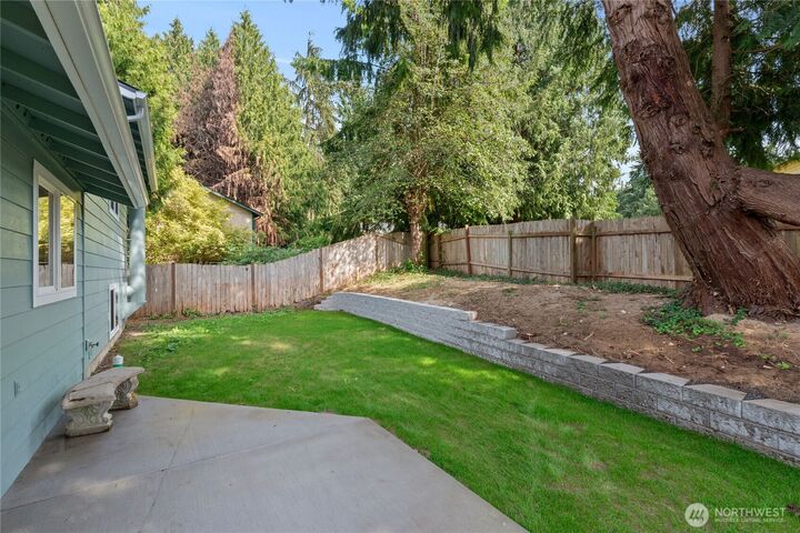 Property Photo:  7611 NE Beachwood Avenue  WA 98370 