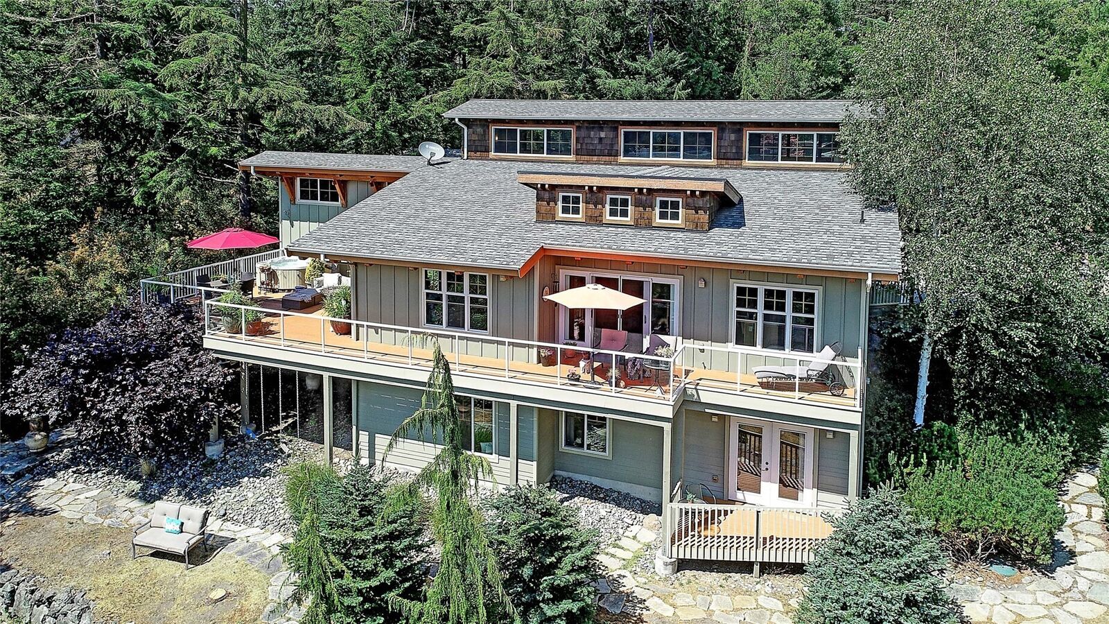Property Photo:  511  Fort Ebey Road  WA 98239 