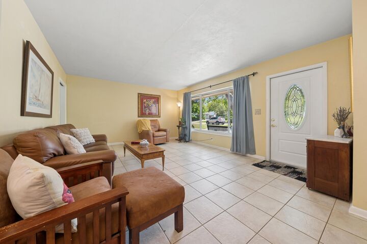 Property Photo:  167 NW 6th Avenue  FL 33432 
