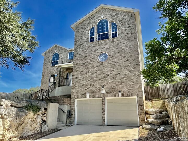 Property Photo:  911 El Paisaje  TX 78258 