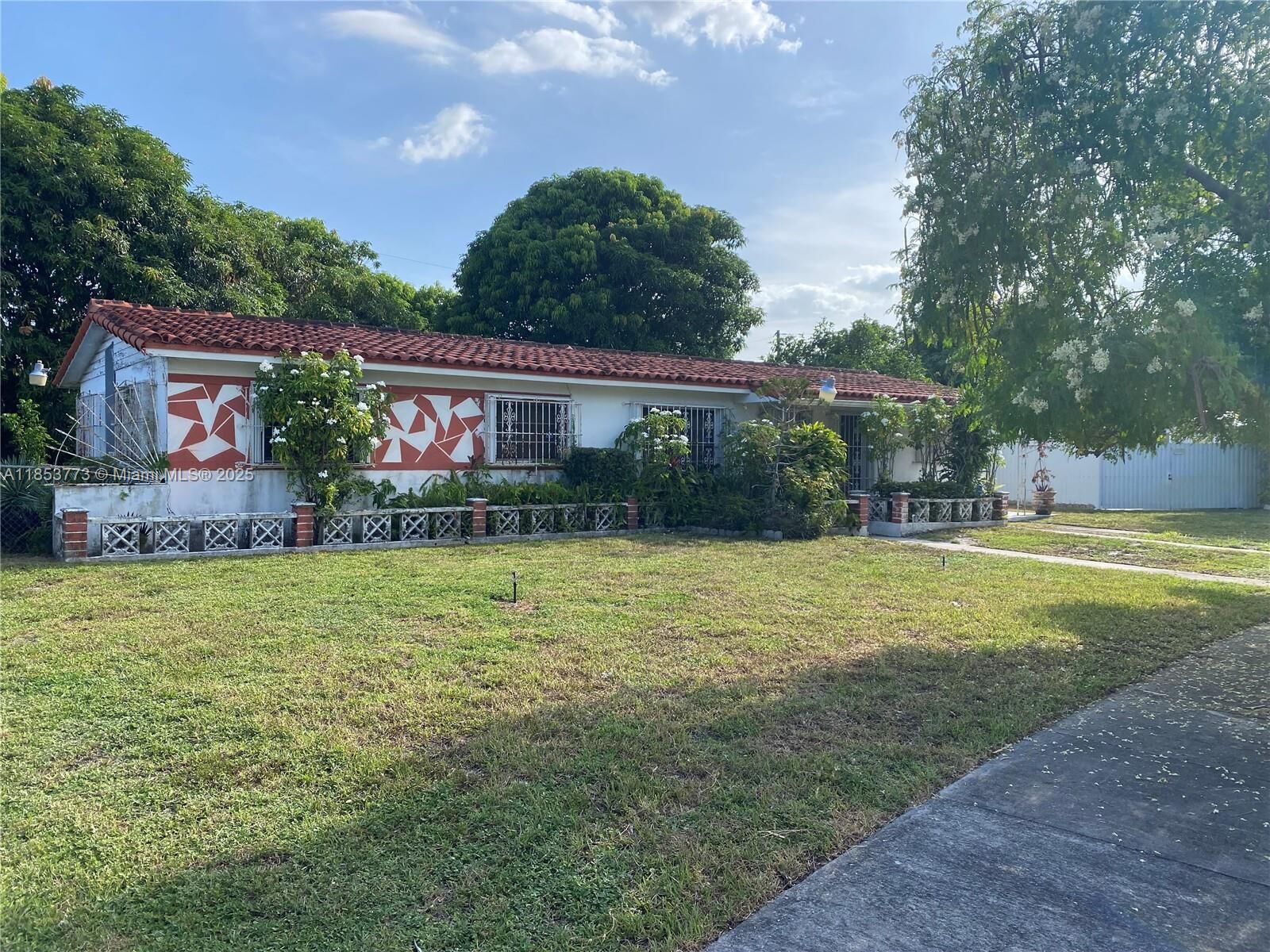 Property Photo: 8120 SW 10th Ter FL 33144