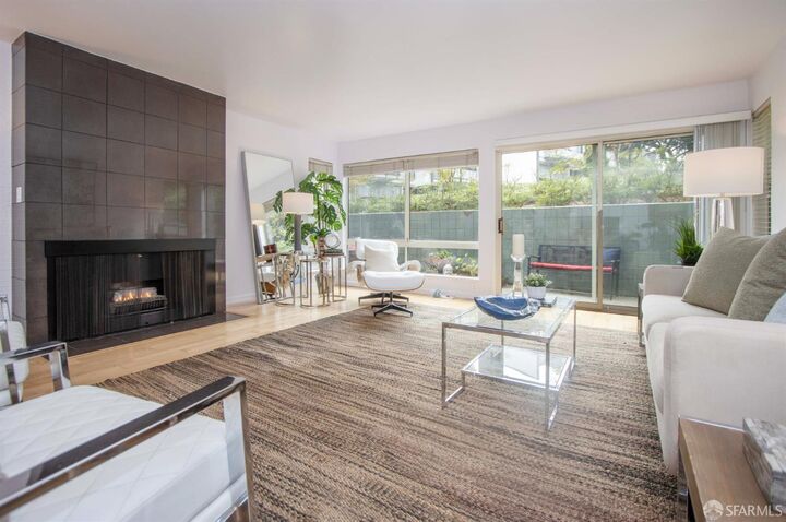 255 Red Rock Way 105H  San Francisco CA 94131 photo