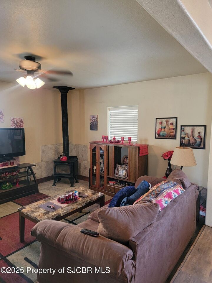 Property Photo:  19 Road 3074  NM 87410 