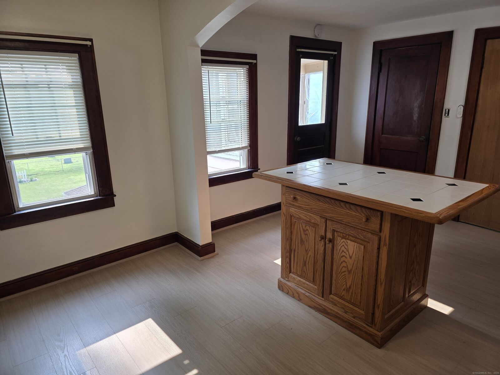 Property Photo:  105 1/2 Windsor Street 3rd Floor  CT 06082 
