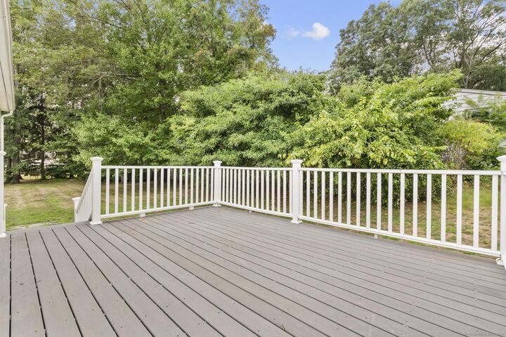 Property Photo:  40 Woodland Avenue  CT 06473 