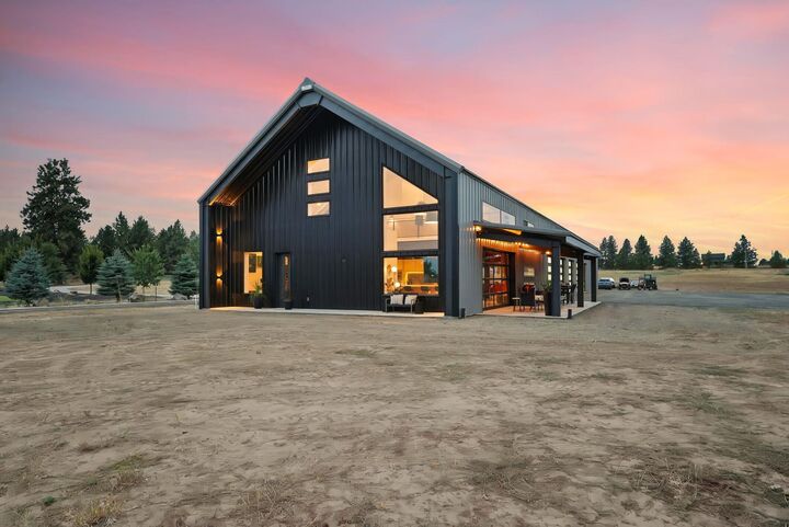Property Photo: 618 E Washington Rd WA 99224