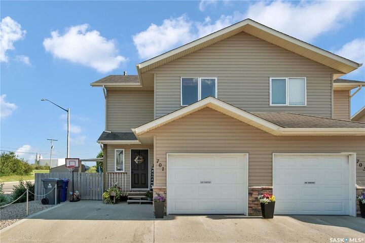 701 6th Avenue S  Warman SK S0K 4S0 photo