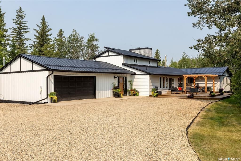 Property Photo:  Rural Address  SK S0E 1T0 