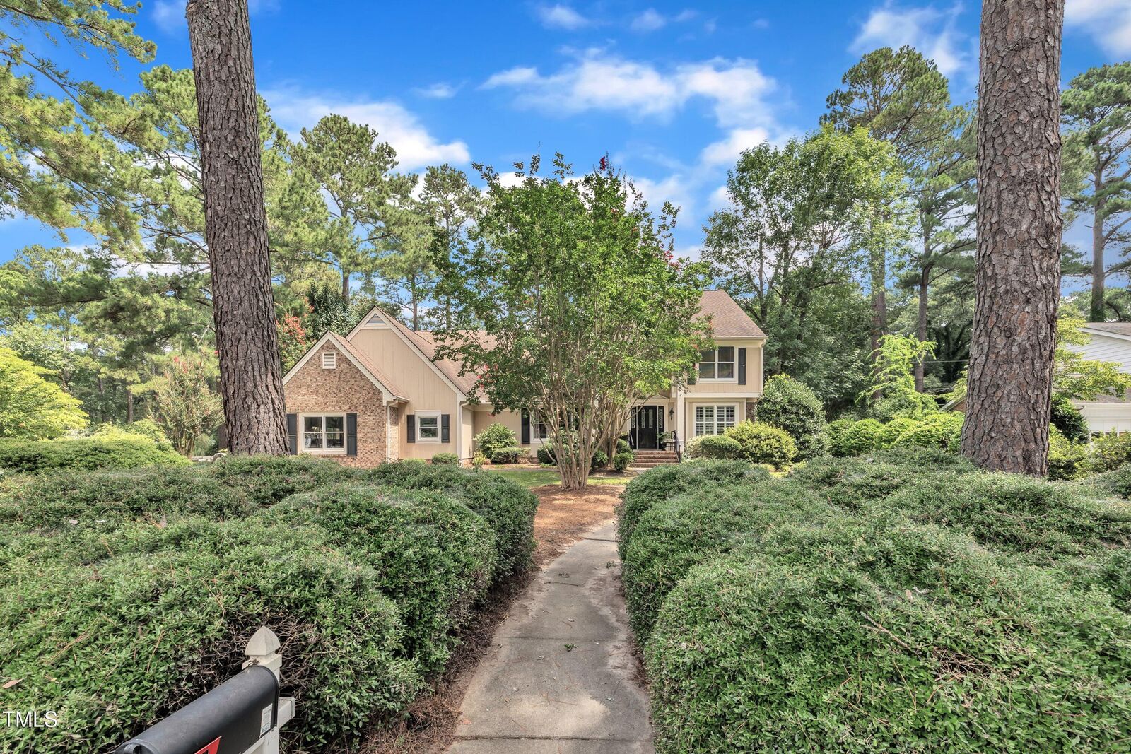Property Photo: 214 W Stevens Street NC 27577