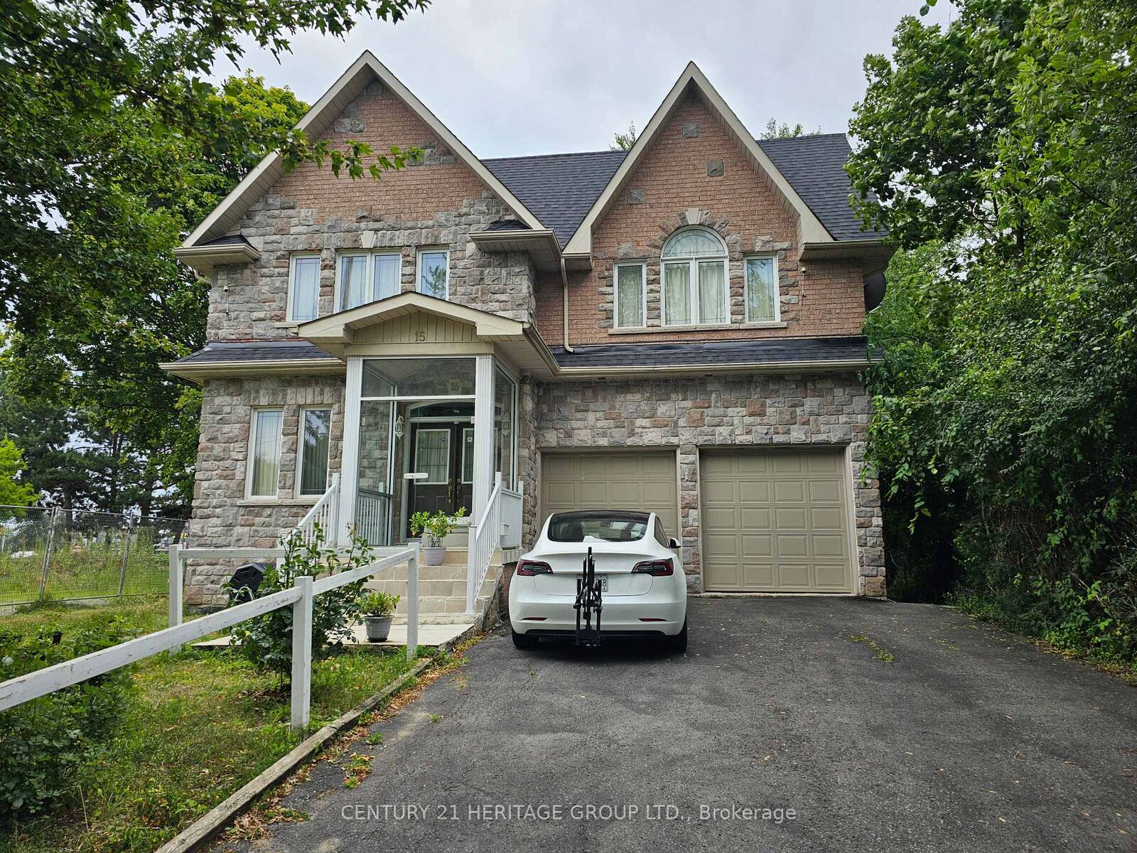 Property Photo: 15 Pleasant Avenue Bsmt ON M2M 1L8