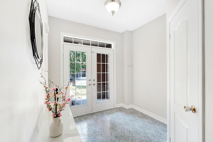 Property Photo:  35 Charger Lane  ON L7A 3C1 