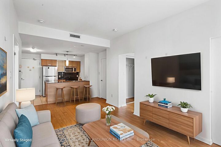 Photo de la propriété:  38 Grenville Street 2801  ON M4Y 1A5 