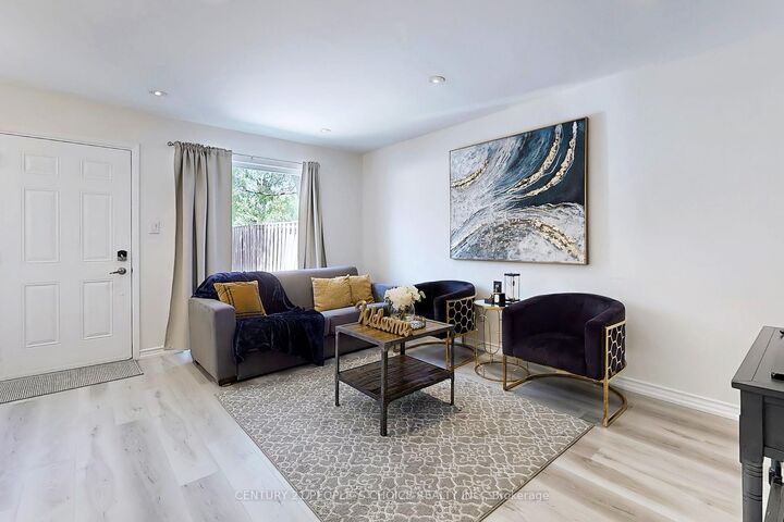 Property Photo:  29 Four Winds Drive 8  ON M3J 1K7 