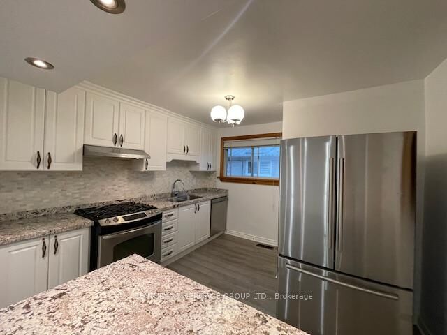 Property Photo: 231 Blue Grass Boulevard ON L4C 3H1