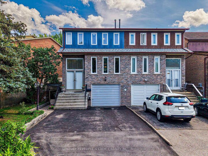 Photo de la propriété:  133 Robert Hicks Drive  ON M2R 3R2 