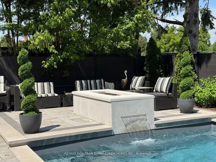 Property Photo: 61 Orlon Crescent ON L4C 6S4