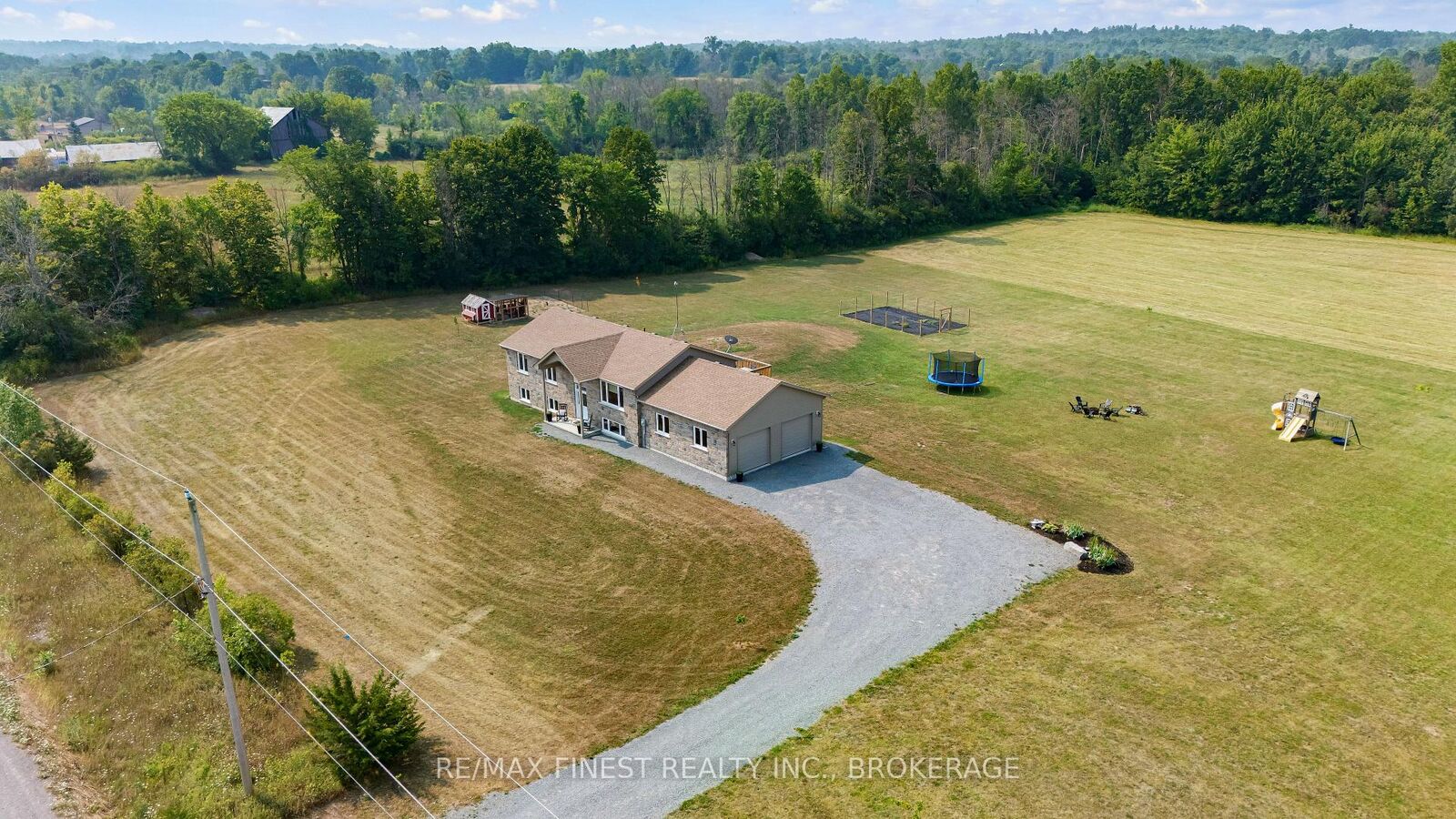 Property Photo:  441 Petworth Road  ON K0K 3N0 