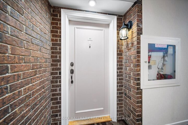Property Photo:  3 Lisa Street 410  ON L6T 4A2 
