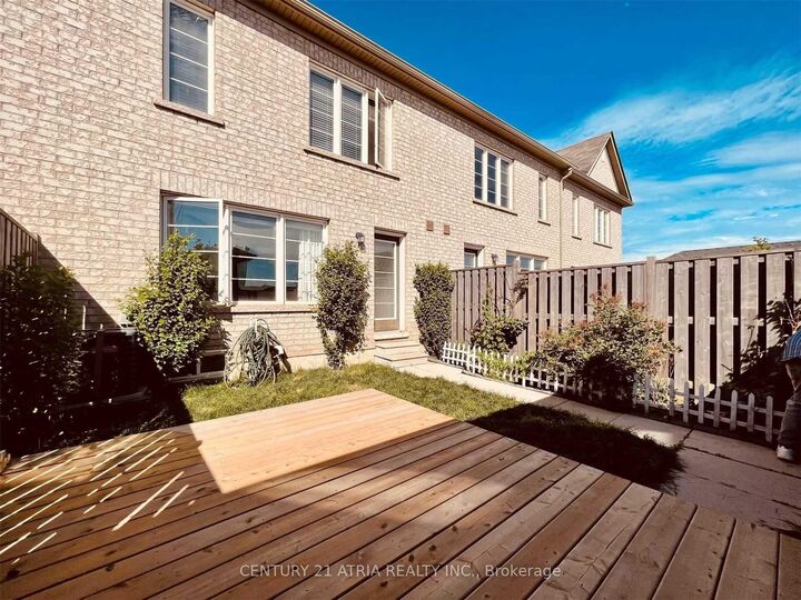 Photo de la propriété: 2358 Baronwood Drive ON L6M 0J8