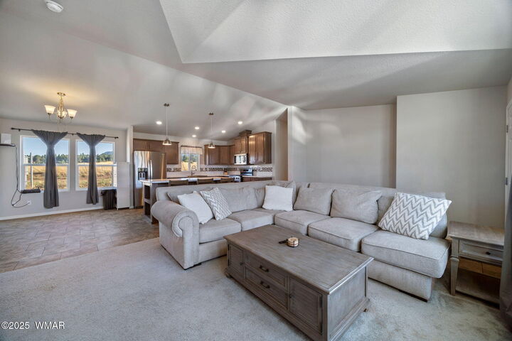 Property Photo:  53 Co Rd 2092  AZ 85920 