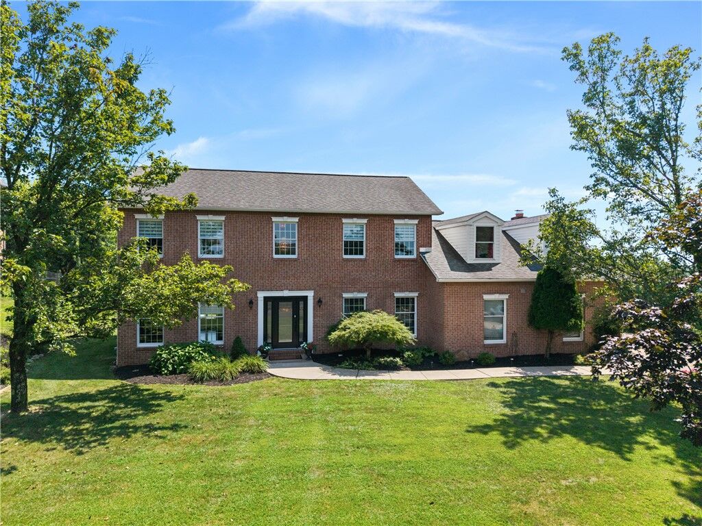 Property Photo:  15 Penntowne Drive  PA 15642 